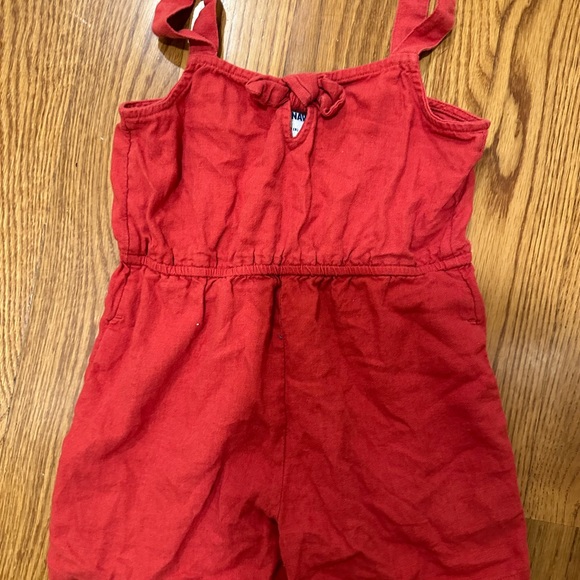 Old navy girl romper - Picture 3 of 4